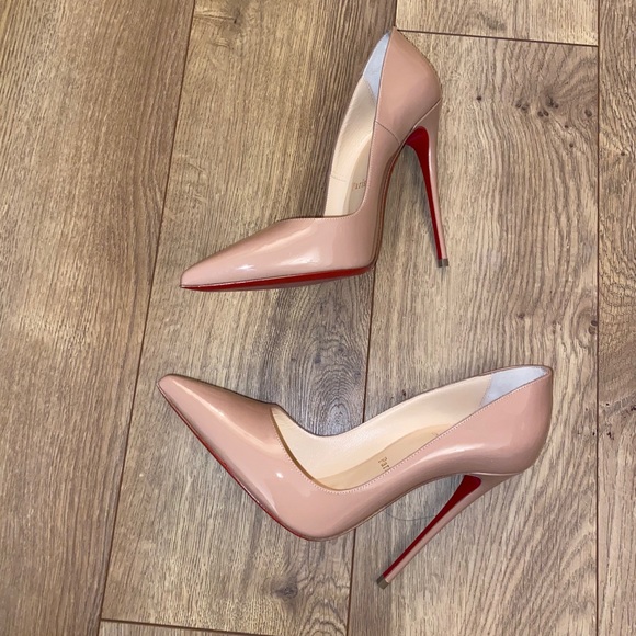 Christian Louboutin Nude Heels with Red Soles - Picture 6 of 16